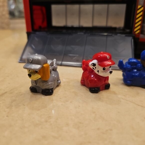 Paw Patrol AL Truck Storage Case Nickelodeon Micro Movers Big Truck Pups - Picture 3 of 9